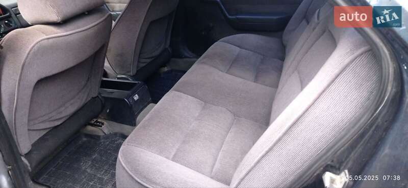 Седан Peugeot 605 1992 в Трускавце