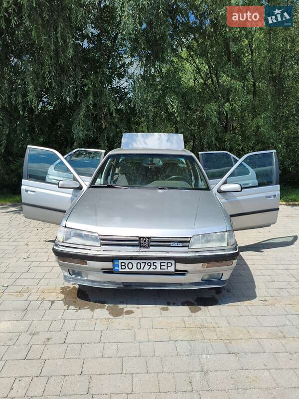 Peugeot 605 1990