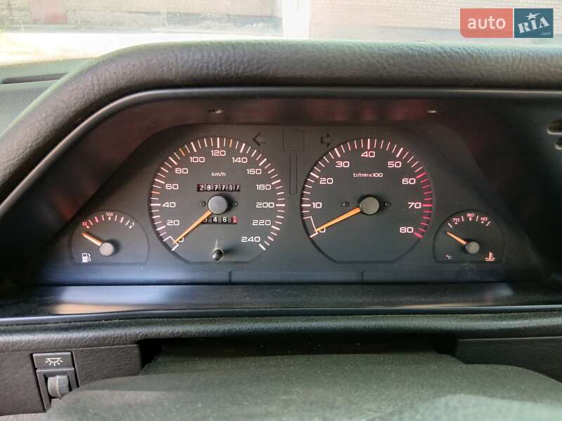 Седан Peugeot 605 1994 в Кривому Розі