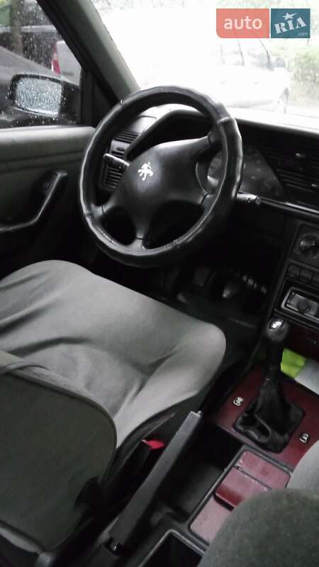 Седан Peugeot 605 1998 в Львові