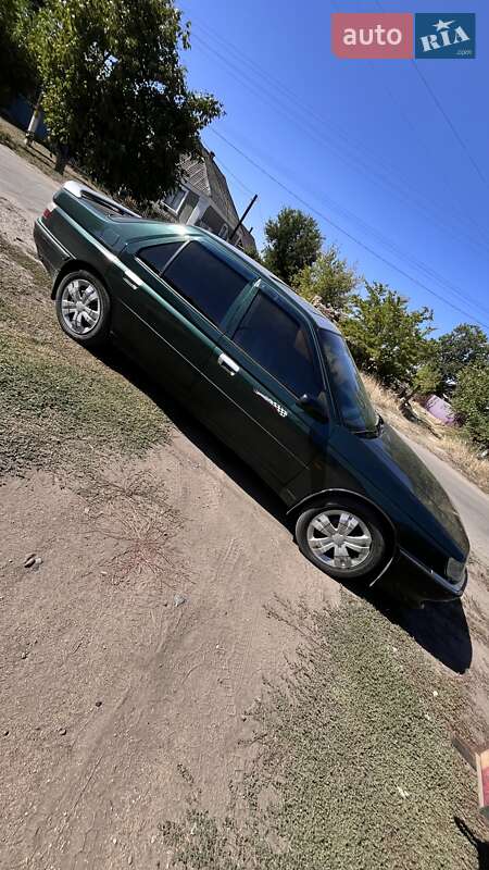 Седан Peugeot 605 1992 в Арбузинке