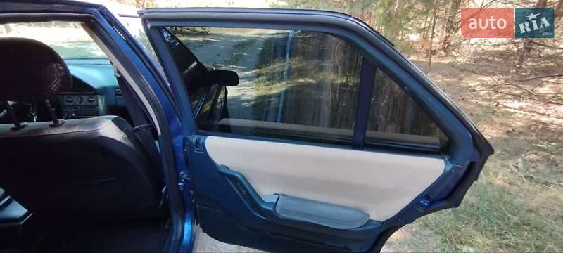 Седан Peugeot 605 1990 в Славуті