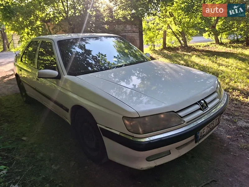 Peugeot 605 1996