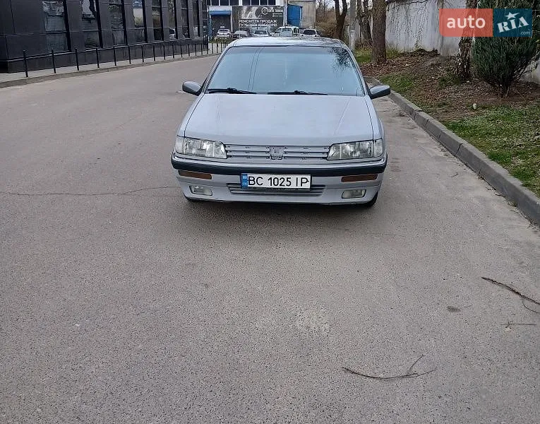 Peugeot 605
