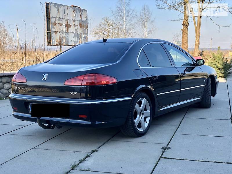 Седан Peugeot 607 2005 в Хусті