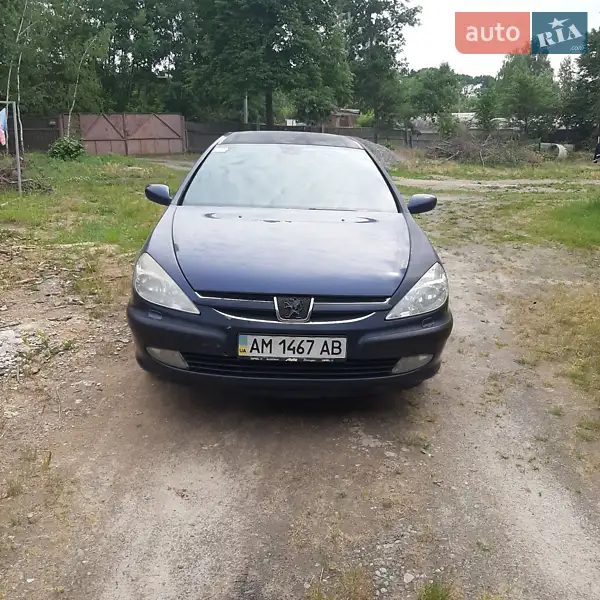 Peugeot 607 2001