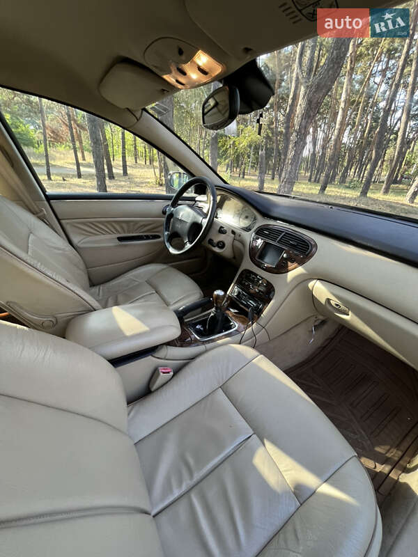 Седан Peugeot 607 2001 в Днепре