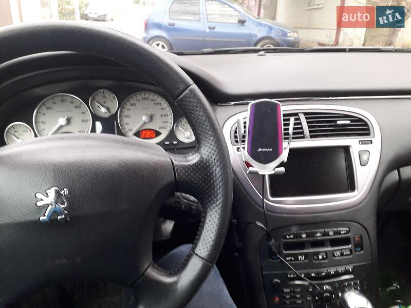 Седан Peugeot 607 2004 в Великом Березном