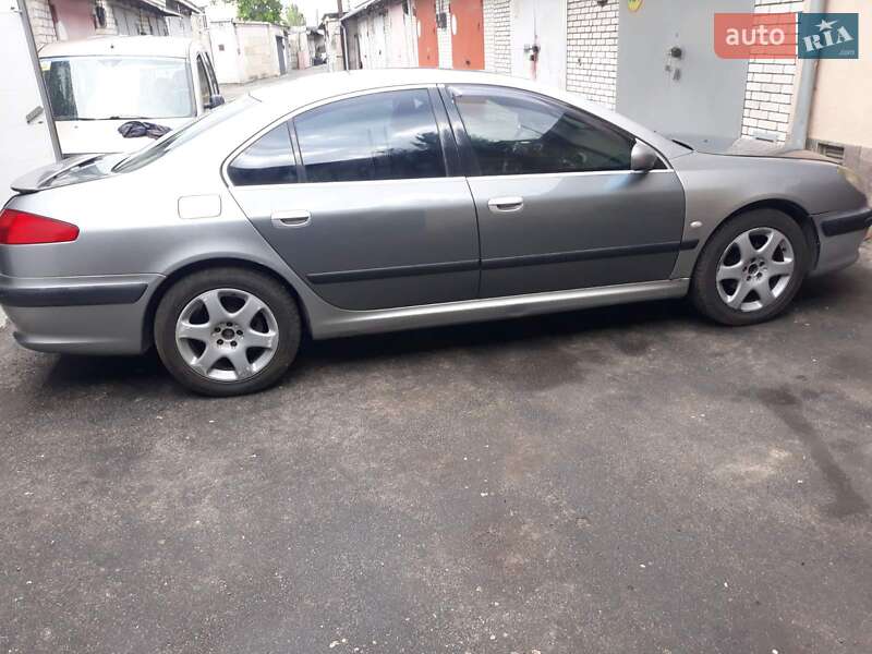 Peugeot 607 2003