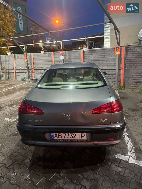 Peugeot 607