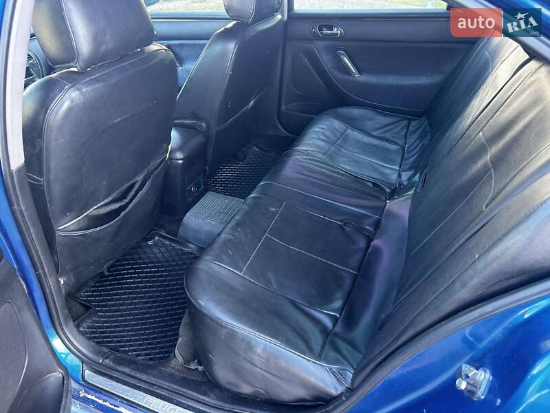 Седан Peugeot 607 2001 в Львові