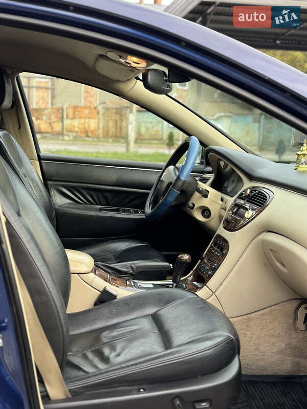 Седан Peugeot 607 2001 в Черновцах