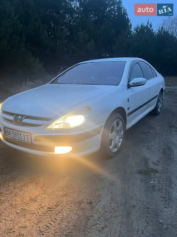 Peugeot 607 2004
