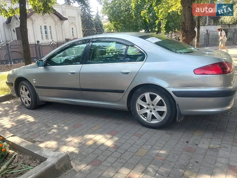 Peugeot 607 2000