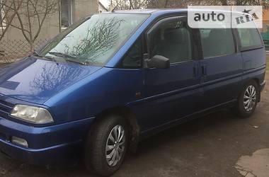 Мінівен Peugeot 806 1998 в Радивиліві