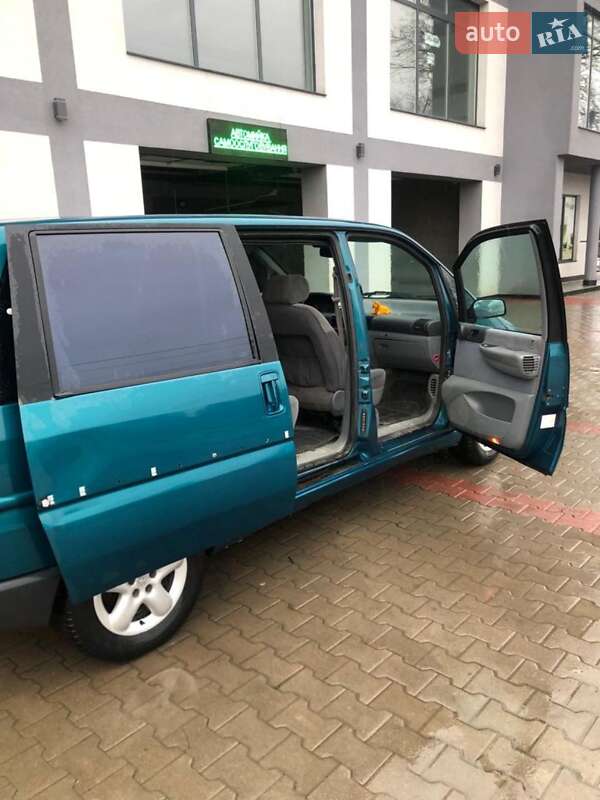 Мінівен Peugeot 806 1997 в Рахові