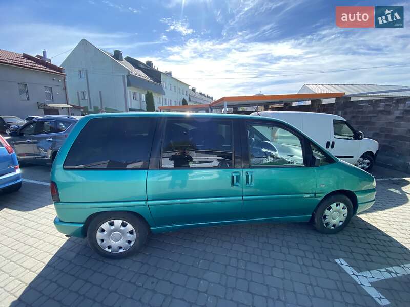 Минивэн Peugeot 806 2000 в Ровно