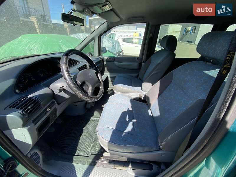 Минивэн Peugeot 806 2000 в Ровно