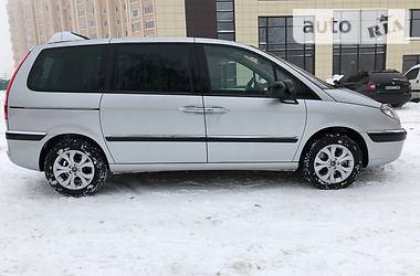 Минивэн Peugeot 807 2013 в Луцке