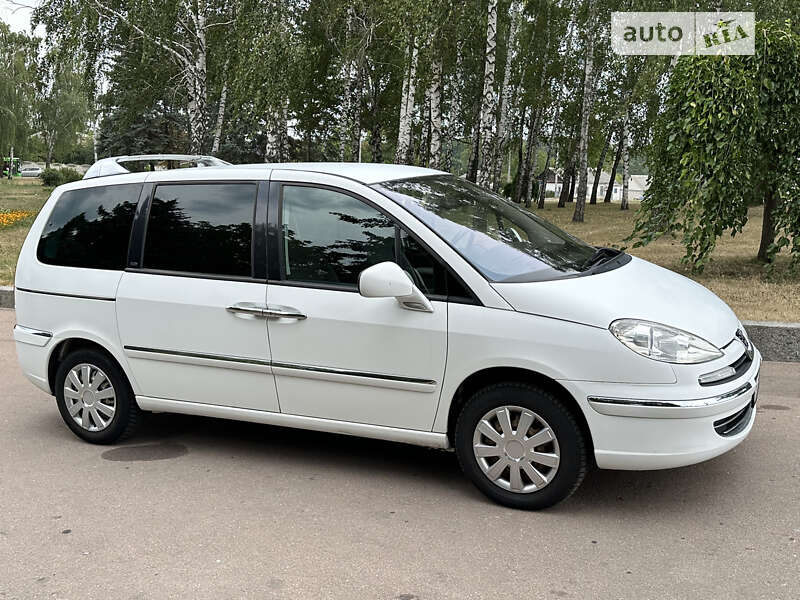 Минивэн Peugeot 807 2011 в Житомире