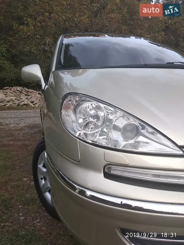 Peugeot 807 2013