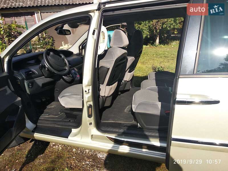 Мінівен Peugeot 807 2013 в Кам'янець-Подільському