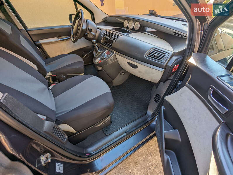 Мінівен Peugeot 807 2007 в Хусті