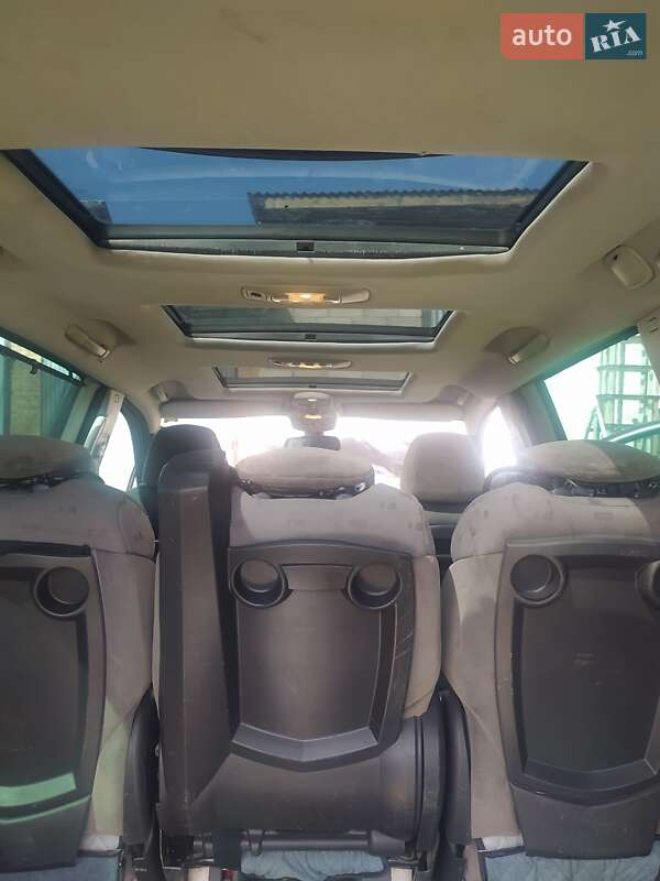 Минивэн Peugeot 807 2003 в Киеве