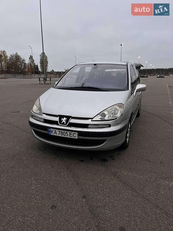 Мінівен Peugeot 807 2003 в 