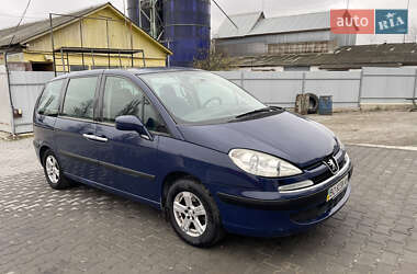 Минивэн Peugeot 807 2004 в 