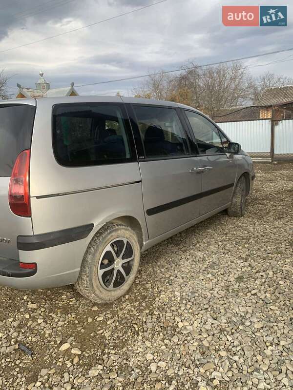 Мінівен Peugeot 807 2004 в Косові фото 6 Мінівен Peugeot 807 2004 в Косові