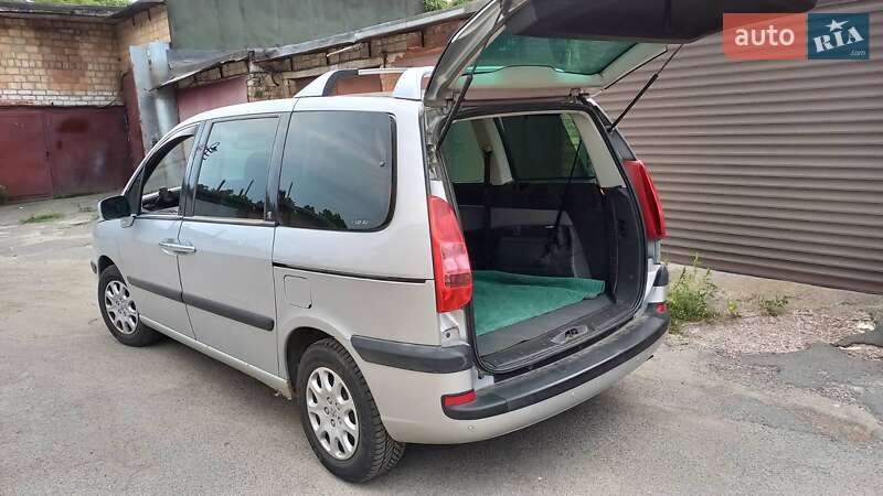 Мінівен Peugeot 807 2004 в Києві