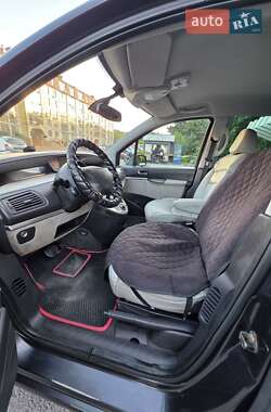 Минивэн Peugeot 807 2006 в 