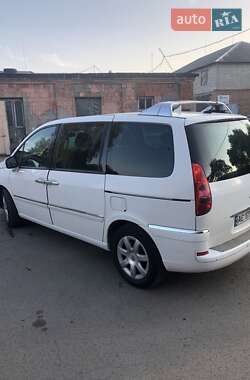 Минивэн Peugeot 807 2013 в 