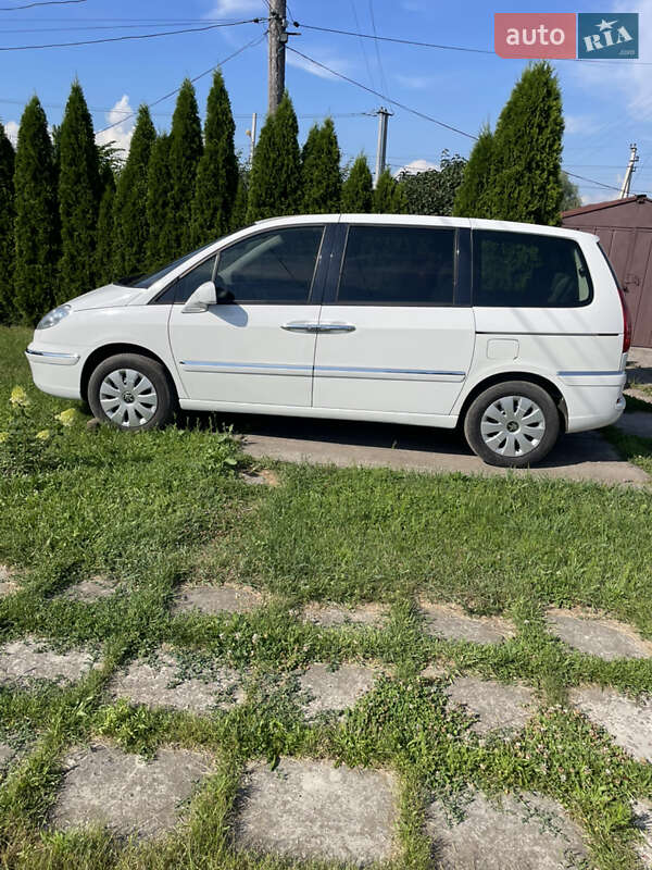 Мінівен Peugeot 807 2008 в Прилуках