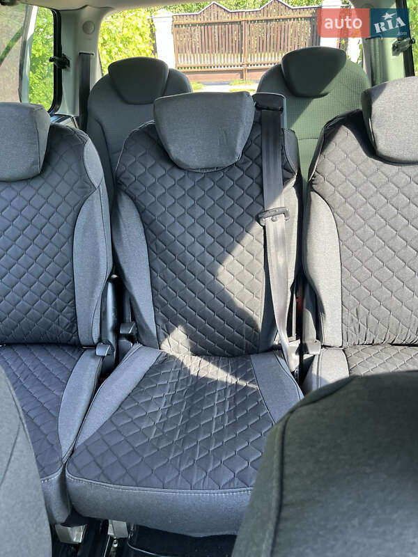 Мінівен Peugeot 807 2008 в Прилуках