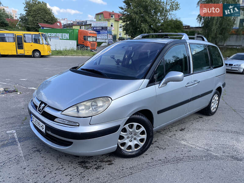 Peugeot 807 2004