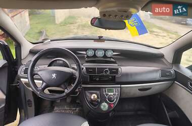 Минивэн Peugeot 807 2004 в Ратным