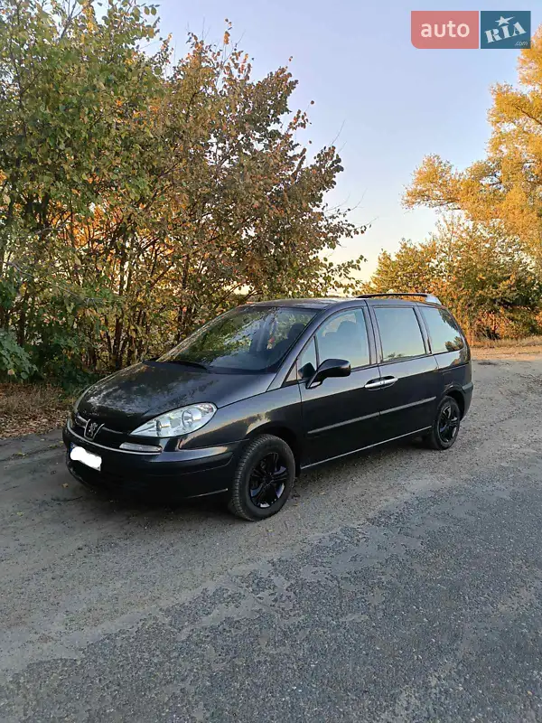 Peugeot 807 2003