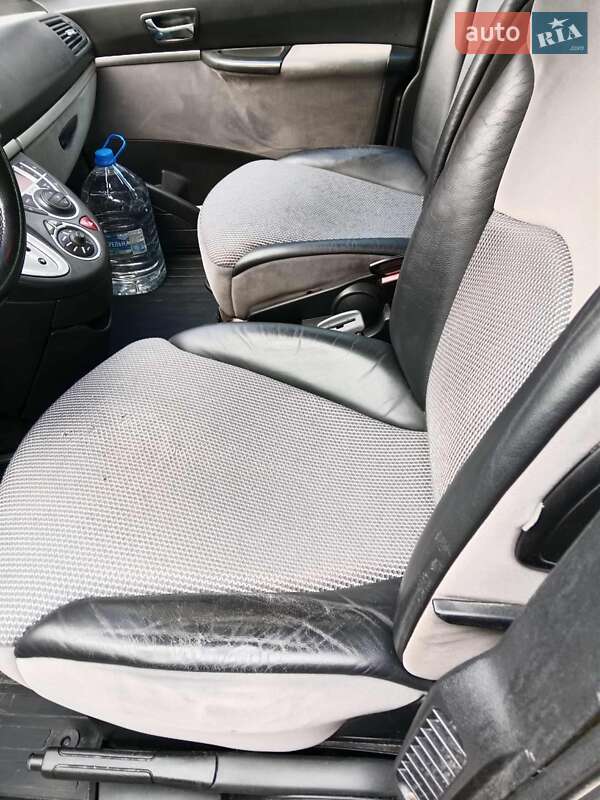 Мінівен Peugeot 807 2009 в Пустомитах