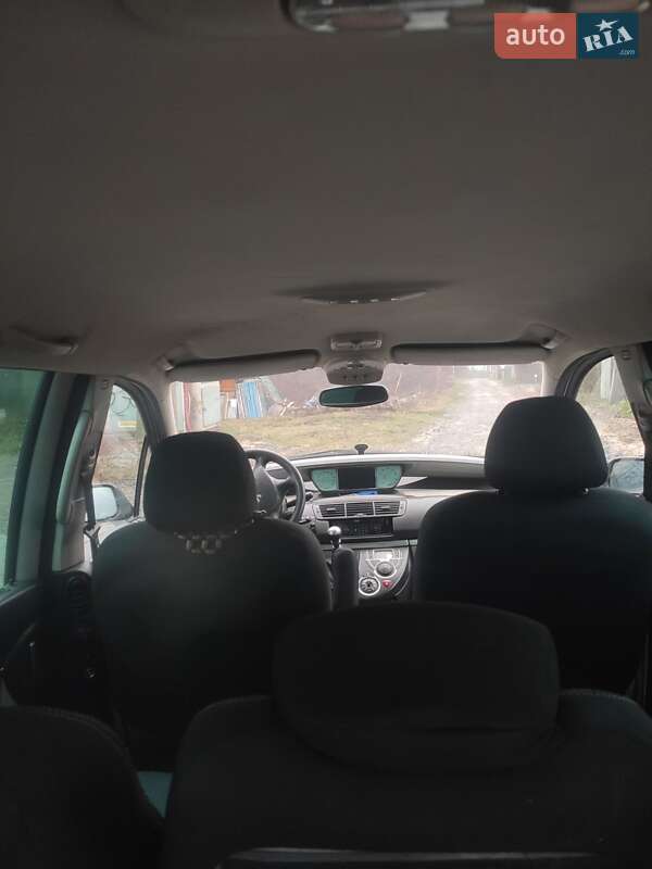 Минивэн Peugeot 807 2004 в Вышгороде фото 23 Минивэн Peugeot 807 2004 в Вышгороде