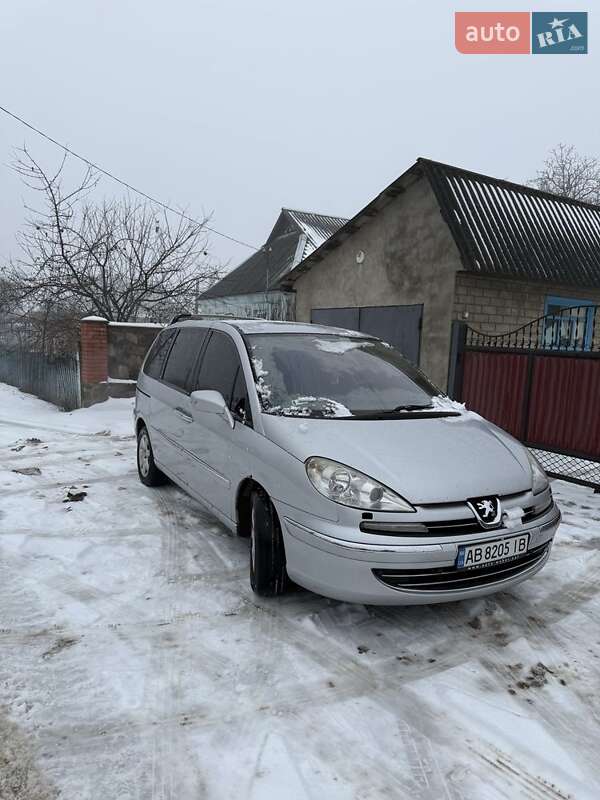 Peugeot 807 2008