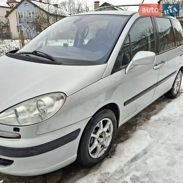 Peugeot 807 2003