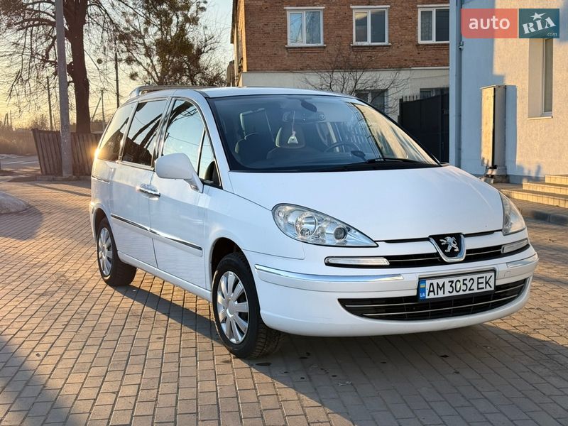Минивэн Peugeot 807 2011 в Житомире