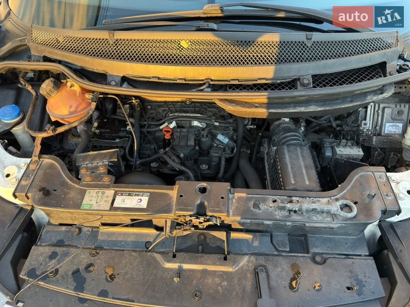 Минивэн Peugeot 807 2011 в Житомире