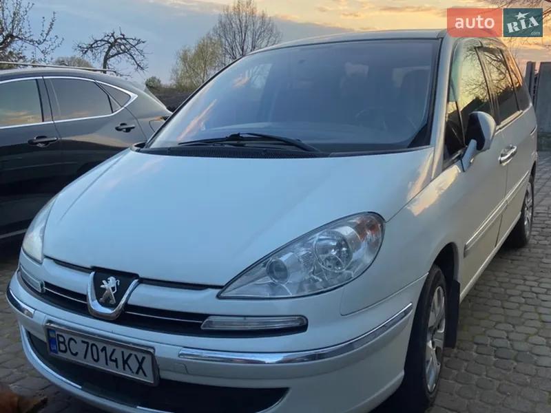 Peugeot 807 2013
