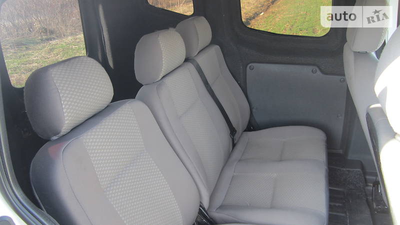 Мінівен Peugeot Bipper 2008 в Львові