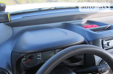 Мінівен Peugeot Bipper 2008 в 