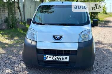 Грузопассажирский фургон Peugeot Bipper 2010 в Житомире