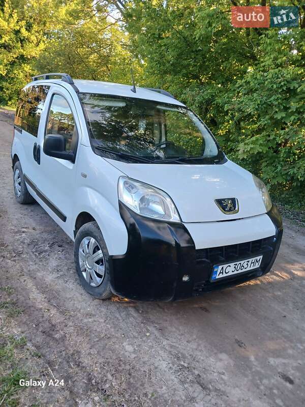 Минивэн Peugeot Bipper 2008 в 